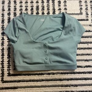 Alo mock henley crop top size medium